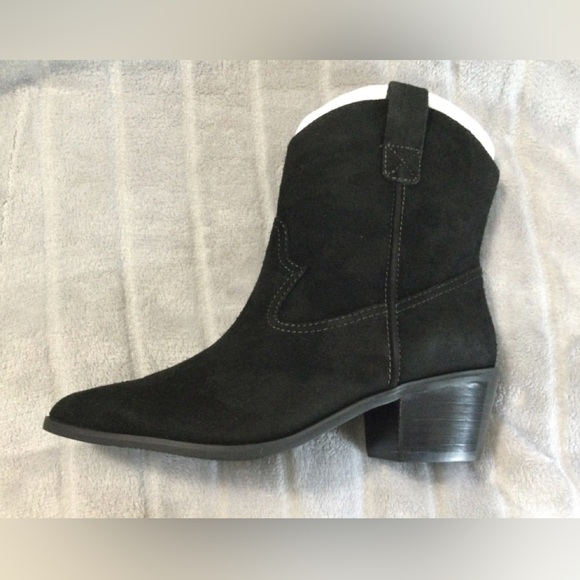 Lisa Vicky Sway Point Toe Healed Bootie Size 7M - Picture 9 of 12